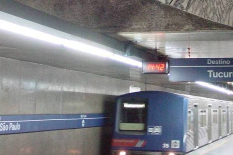 Trens da Linha Azul do Metrô de SP voltam a circular