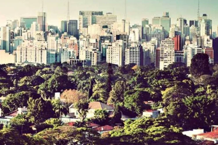 
	Jardins, &aacute;rea nobre de S&atilde;o Saulo: h&aacute; um m&ecirc;s o abastecimento vem sendo cortado
 (Germano Lüders/EXAME)