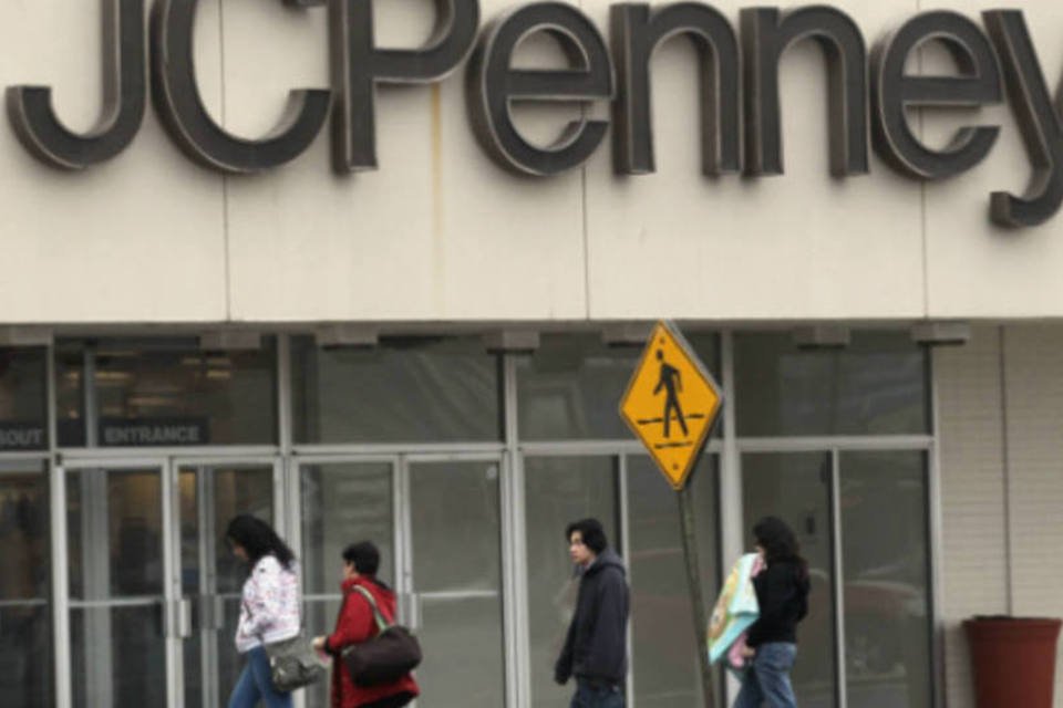 
	JCPenney: companhia disse que cortou sua proje&ccedil;&atilde;o devido a n&iacute;veis menores de vendas em setembro
 (Getty Images)