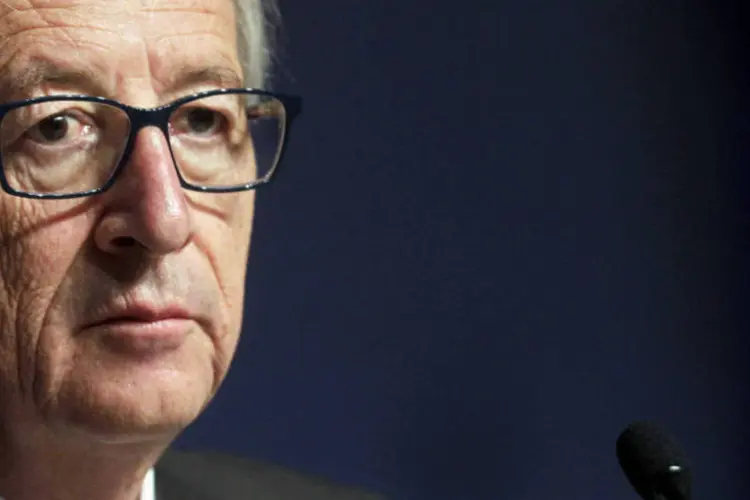 
	Jean-Claude Juncker, da Comiss&atilde;o Europeia: &quot;A Ucr&acirc;nia n&atilde;o est&aacute; sozinha&quot;
 (Ints Kalnins/Reuters)