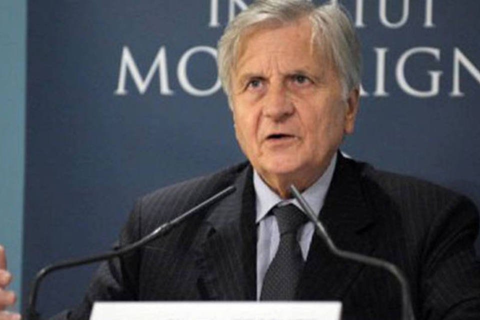 Trichet diz que ação coordenada em dólar mostra união de BCs