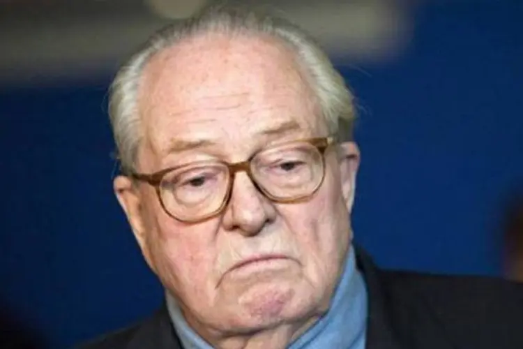 Jean-Marie Le Pen disse que a ocupação alemã na França "não foi particularmente desumana" (Bertrand Langlois/AFP)