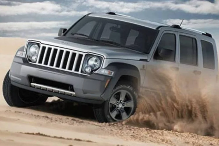 
	Em 2012, foram vendidos um recorde de 701.626 ve&iacute;culos da marca Jeep, 19% a mais que em 2011, gra&ccedil;as a um aumento de mais de 50% nas vendas na &Aacute;sia
 (Divulgação)