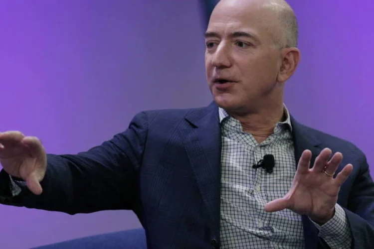 
	O fracasso do Fire Phone &eacute; min&uacute;sculo perto de outras experi&ecirc;ncias que a empresa est&aacute; desenvolvendo, para Jeff Bezos
 (Bloomberg)