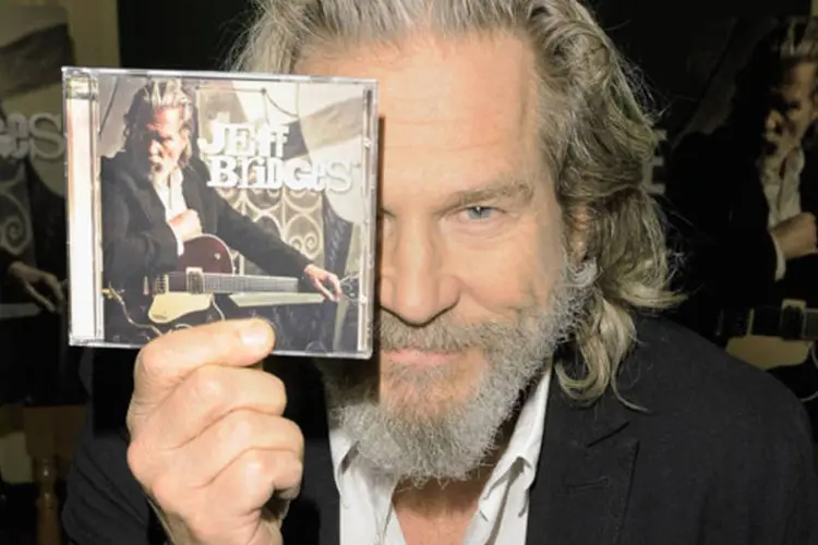 Jeff Bridges lançou o seu segundo álbum neste domingo na Barnes & Noble, em Nova York (Jemal Countess/Getty Images)