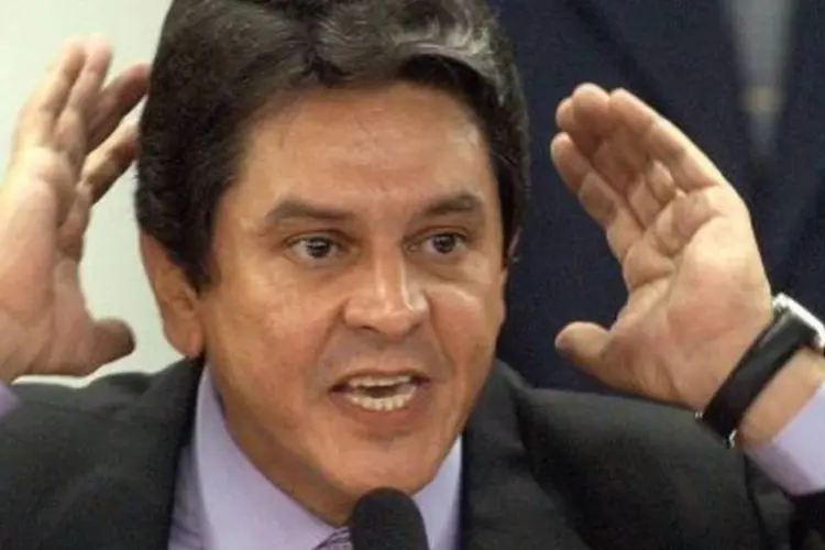 Ex-deputado federal Roberto Jefferson afirma que Álvaro Dias deve ser mesmo o vice de Serra (.)