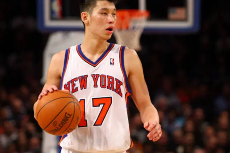 Jeremy Lin, jogador do New York Knicks, fez 134 pontos em cinco jogos pela NBA  (Getty Images)