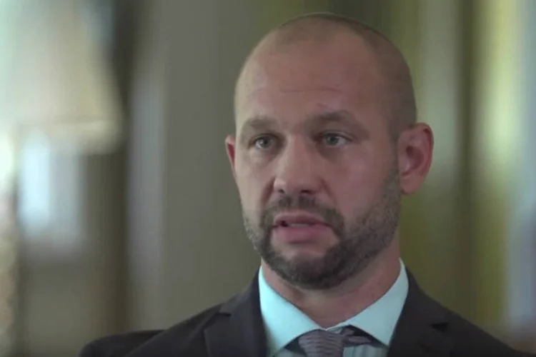 Jesse Morton, ex-membro da rede Al Qaeda: reabilitado, Morton agora irá ajudar pesquisadores no estudo do fenômeno da radicalização (YouTube)