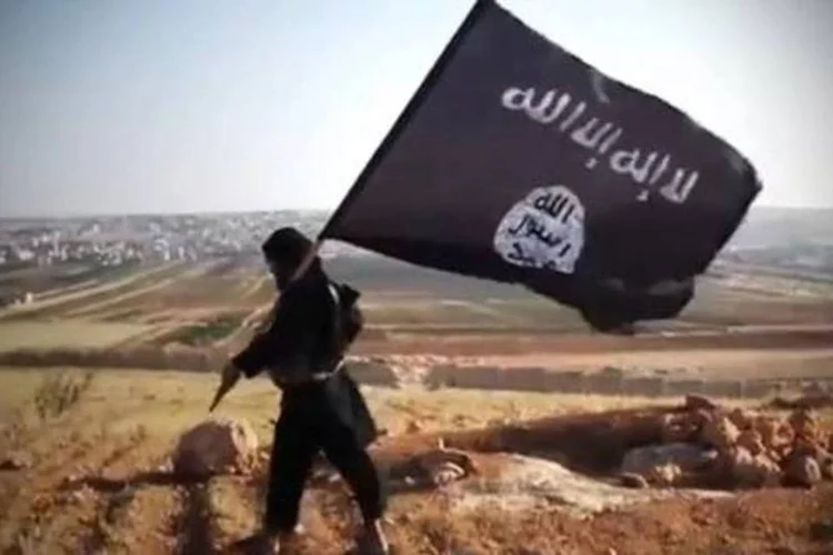 
	Jihadista ligado ao EI: Estado Isl&acirc;mico se refor&ccedil;ou nas &uacute;ltimas semanas
 (AFP)