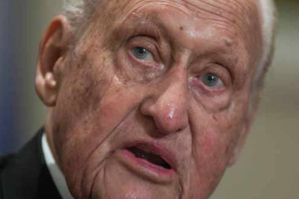 Havelange evita falar sobre pedido de renúncia no COI