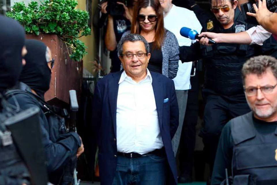 Casal de marqueteiros do PT é indiciado pela Polícia Federal