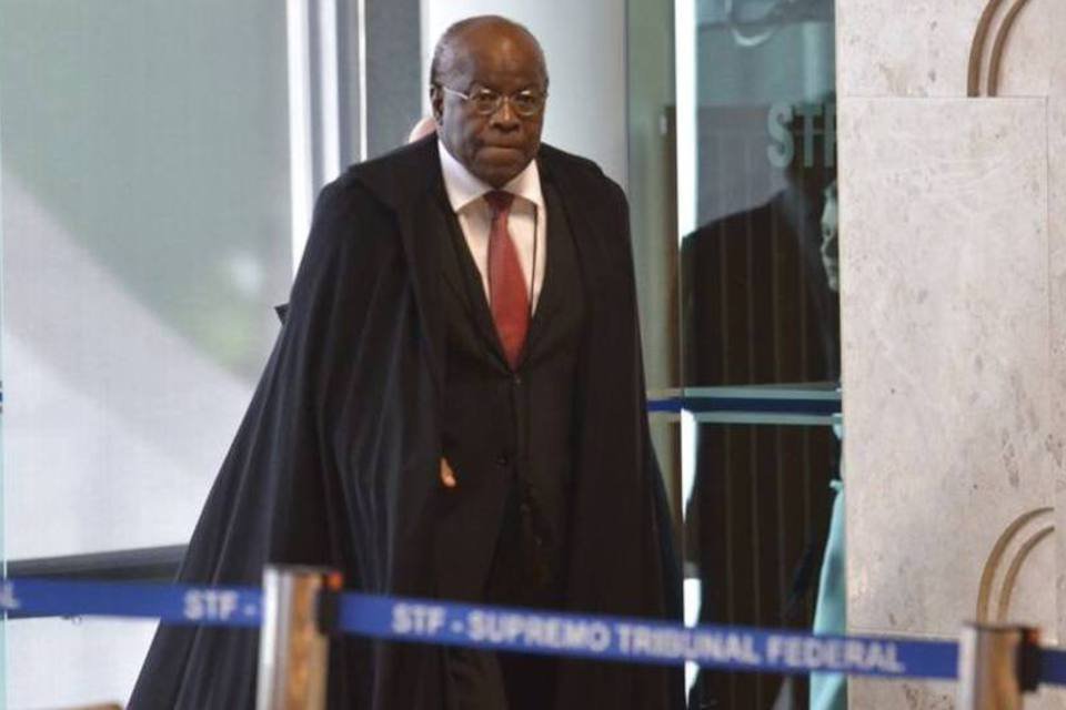 Joaquim Barbosa diz que deixa Supremo com "alma leve"