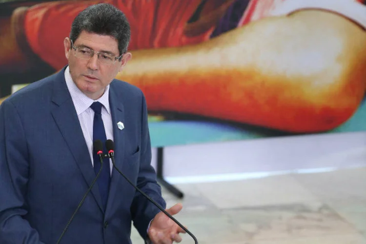 
	Ministro da Fazenda, Joaquim Levy, durante anuncio do Programa de Investimento em Log&iacute;stica
 (Lula Marques/ Agência PP)