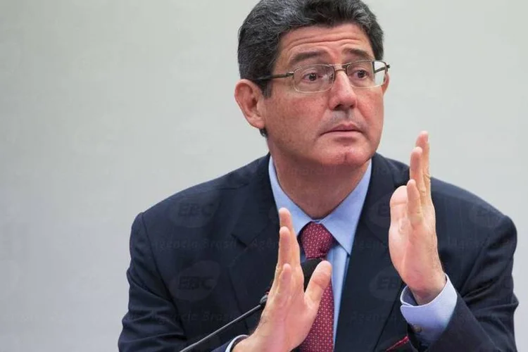 
	O ministro da Fazenda, Joaquim Levy, disse que os recursos do Fies n&atilde;o diminuir&atilde;o em rela&ccedil;&atilde;o ao ano passado
 (Marcelo Camargo/Agência Brasil)