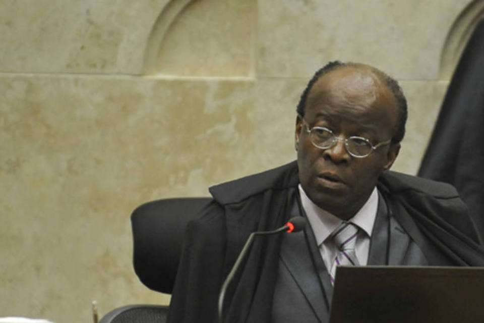 Joaquim Barbosa preside CNJ pela primeira vez