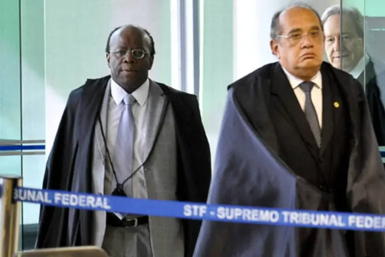 Joaquim Barbosa chega ao STF: No final de seu voto, Barbosa fez uma proclamação parcial dizendo que Palmieri era inocente de certa operação de lavagem de dinheiro (José Cruz/ABr)