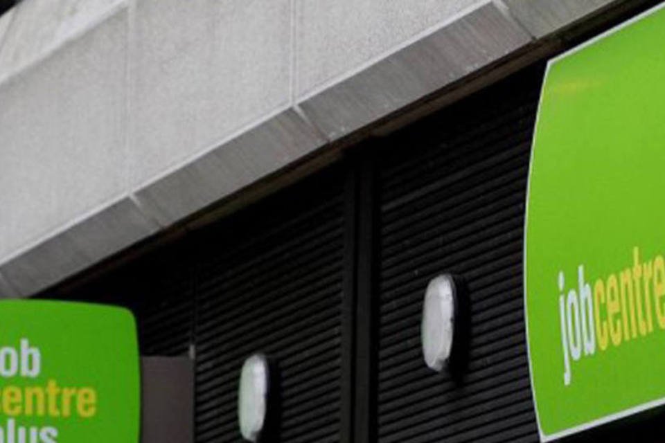 Taxa de desemprego no Reino Unido tem leve queda