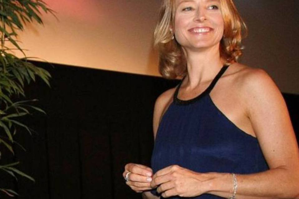 Jodie Foster defende 'The Beraver' no festival de Cannes