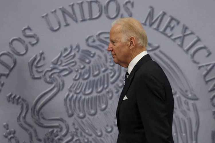 
	Joe Biden: &quot;Deve ficar claro para todos: por mais dif&iacute;cil que seja, devemos continuar tentando chegar a uma solu&ccedil;&atilde;o pol&iacute;tica&quot;
 (Henry Romero / Reuters)