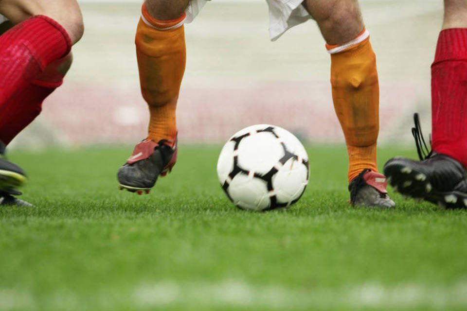 Caixa concede patrocínio de R$ 83 mi a dez times de futebol