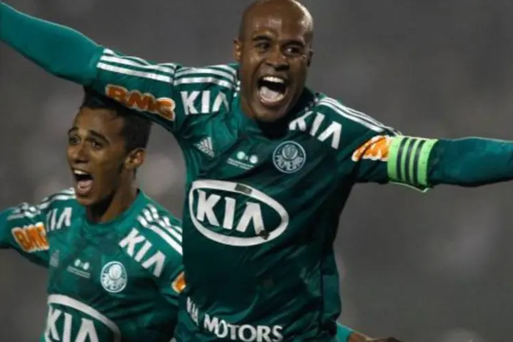 Jogadores do Palmeiras após vencer o Coritiba na final do Brasileirão (Paulo Whitaker/Reuters)