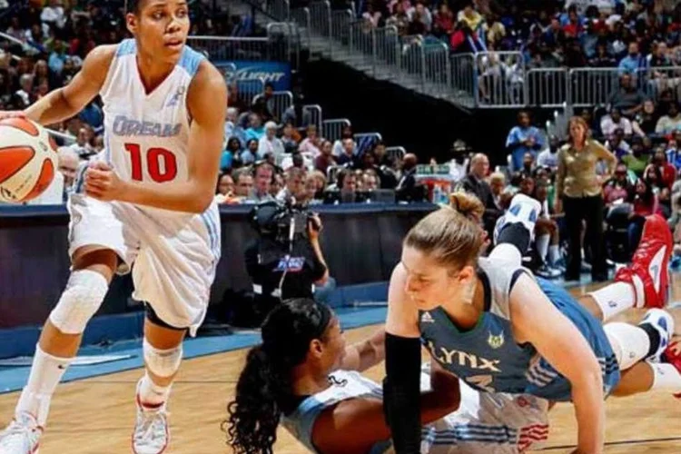 “O que nós estamos tentando fazer, na verdade, é criar uma paridade entre o basquete feminino e o masculino”, afirmou executiva da Dapper Labs (Getty Images/Divulgação)