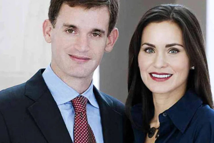 
	Gestor de fundo John Arnold e sua mulher, Laura: &quot;minha vida foi 100 por cento voltada para ganhar dinheiro na primeira fase, e depois, 100 por cento voltada a tentar fazer o bem na segunda&rdquo;
 (John and Laura Arnold Foundation)