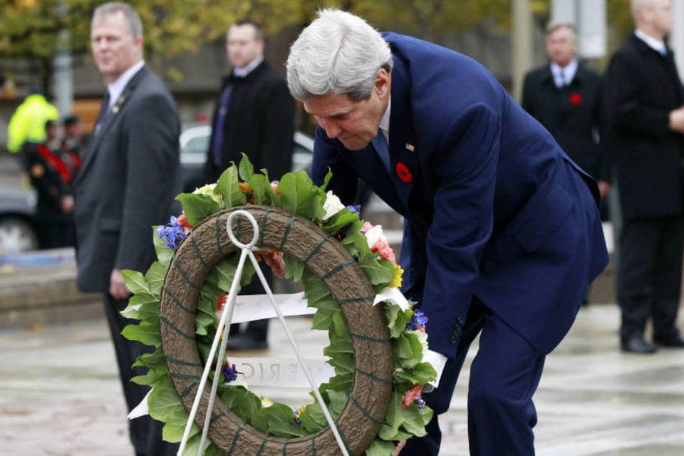 John Kerry expressa solidariedade em visita ao Canadá