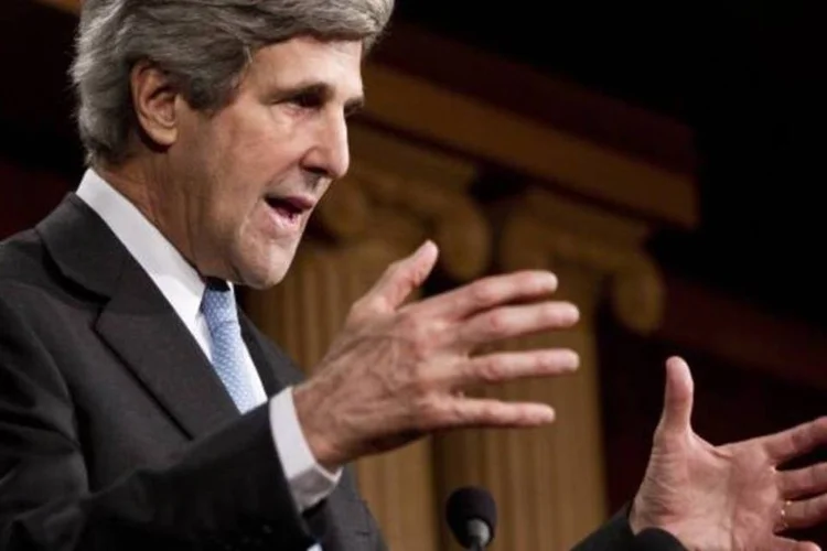 
	&quot;H&aacute; uma quantidade finita de tempo&quot;, disse Kerry, durante visita &agrave; Ar&aacute;bia Saudita, sobre as conversa&ccedil;&otilde;es entre Teer&atilde; e um grupo de pot&ecirc;ncias mundiais
 (Brendan Smialowski/Getty Images)
