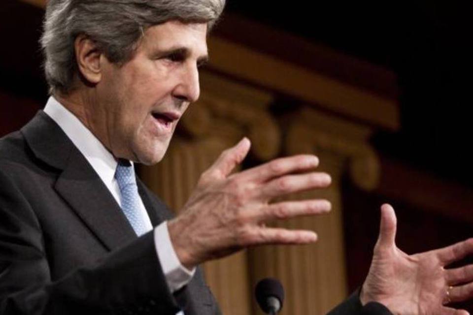 Kerry vê chance de mudar relação com Venezuela e Brasil