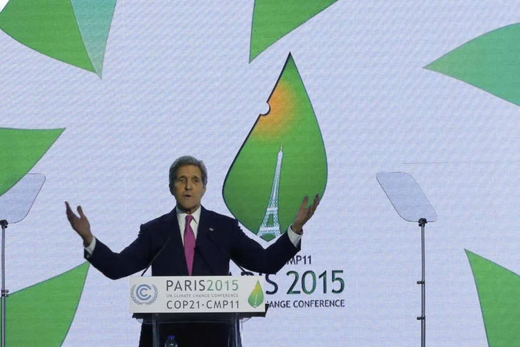 
	COP 21: &quot;mais de 400 milh&otilde;es&quot; s&atilde;o subven&ccedil;&otilde;es concedidas a pa&iacute;ses em desenvolvimento para iniciativas de adapta&ccedil;&atilde;o &agrave; mudan&ccedil;a clim&aacute;tica
 (Stephane Mahe / Reuters)