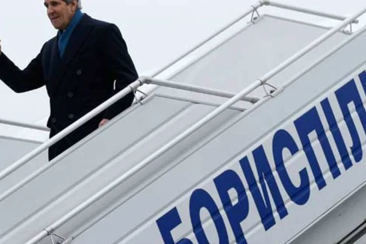 John Kerry: secretário chega à capital ucraniana no meio de uma tensão sem precedentes na história pós-soviética entre EUA e Rússia (Reuters)