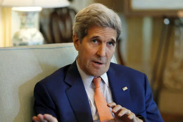 
	O secret&aacute;rio de Estado dos Estados Unidos, John Kerry: &quot;O n&iacute;vel de imigra&ccedil;&atilde;o na Europa &eacute; perigoso pela dificuldade de absor&ccedil;&atilde;o e a amea&ccedil;a de ver ainda mais (refugiados) chegando&quot;
 (Yuri Gripas/Reuters)