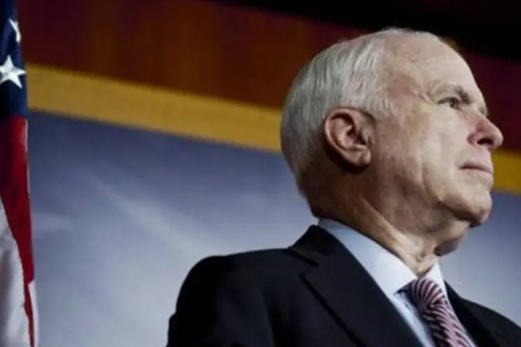 John McCain: para senador, ou Trump recua de acusações ou fornece provas de grampo de Obama (AFP/Pete Marovich/Getty Images)
