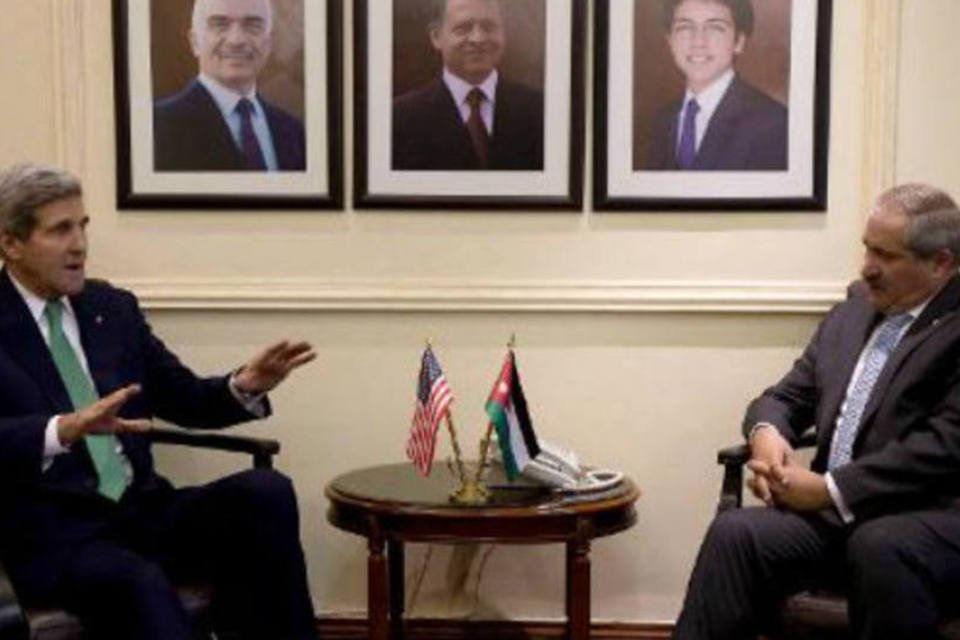 Kerry diz que conversas com israelenses foram produtivas