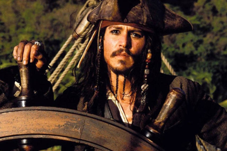 Johnny Depp impediu que uma mulher fizesse papel de vilã em Piratas do Caribe; entenda