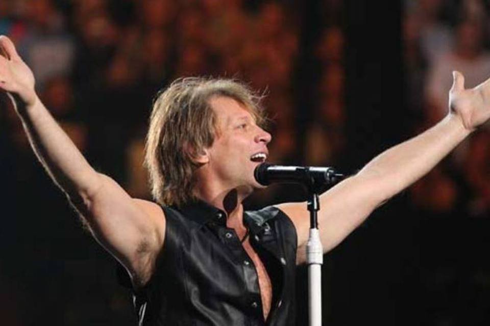 Bon Jovi fará show para ajudar vítimas de Sandy