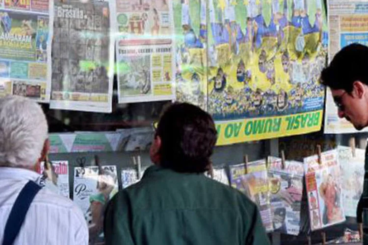 Ressaca: jornais brasileiros estampam em suas capas a derrota da seleção (©afp.com / EVARISTO SA)