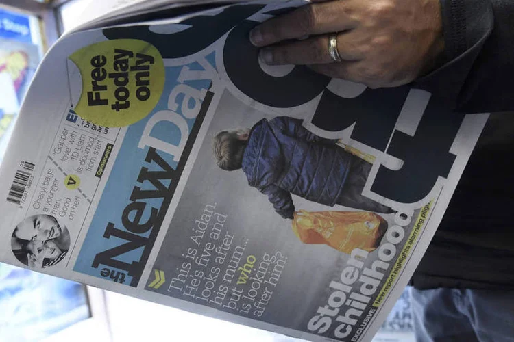 
	New Day: apesar da queda de vendas dos jornais, o novo jornal est&aacute; convicto de que seu formato garantir&aacute; sua sobreviv&ecirc;ncia
 (Toby Melville / Reuters)