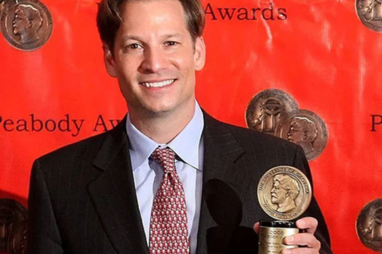 
	Jornalista Richard Engel &eacute; premiado: ele passou cinco dias detido por um grupo desconhecido da S&iacute;ria
 (Michael Loccisano/AFP)