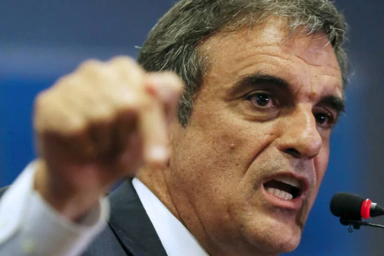 
	Jos&eacute; Eduardo Cardozo: para Cardozo, a conclus&atilde;o da per&iacute;cia pedida pela defesa derruba as acusa&ccedil;&otilde;es sobre Dilma
 (Paulo Whitaker)