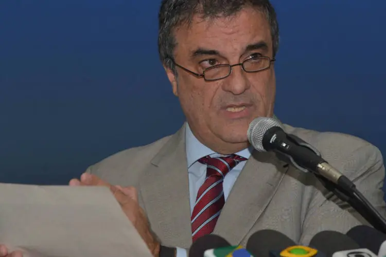 
	Jos&eacute; Eduardo Cardozo: ministro evitou entrar em detalhes sobre a opera&ccedil;&atilde;o que investiga corrup&ccedil;&atilde;o na Petrobras
 (Elza Fiuza/Agência Brasil)