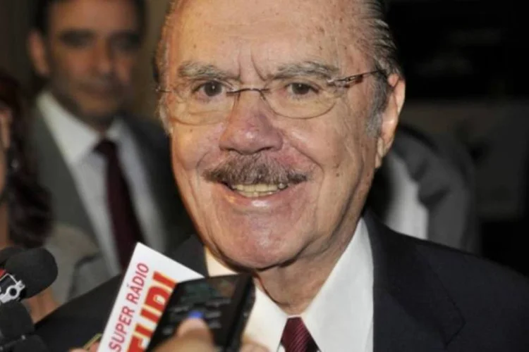 Sarney, presidente do Senado, disse não saber da formação de bloco pelo PMDB (José Cruz/AGÊNCIA BRASIL)