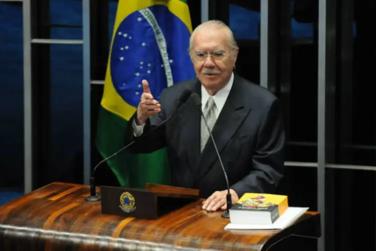 O senador José Sarney (PMDB-AP): "penso que é preciso proibir que os ex-presidentes ocupem qualquer cargo público" (Fabio Rodrigues Pozzebom/ABr)