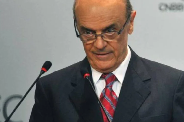 A equipe de Serra quer intensificar sua agenda esta semana para que ele possa fazer aparições nesses espaços públicos (Valter Campanato/ABr)