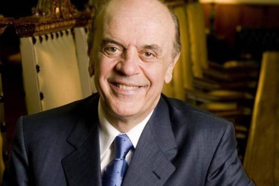 Serra falta a encontro com pastores evangélicos