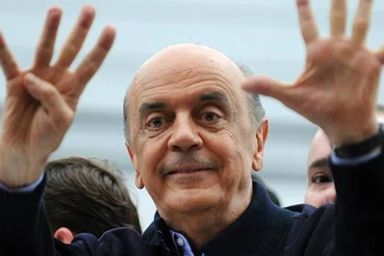 José Serra: dos 6.981 eleitores no Reino Unido, menos da metade compareceu para votar (Fabio Rodrigues Pozzebom/AGÊNCIA BRASIL)