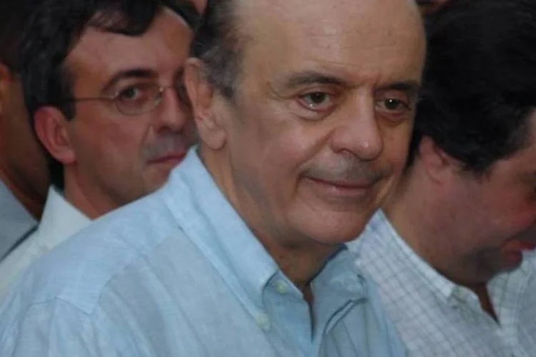 Além de Serra e Nascimento, a cerimônia de apoio do PR ao PSDB na Capital contou também com as presenças do governador de São Paulo (José Reynaldo da Fonseca/Wikimedia Commons)