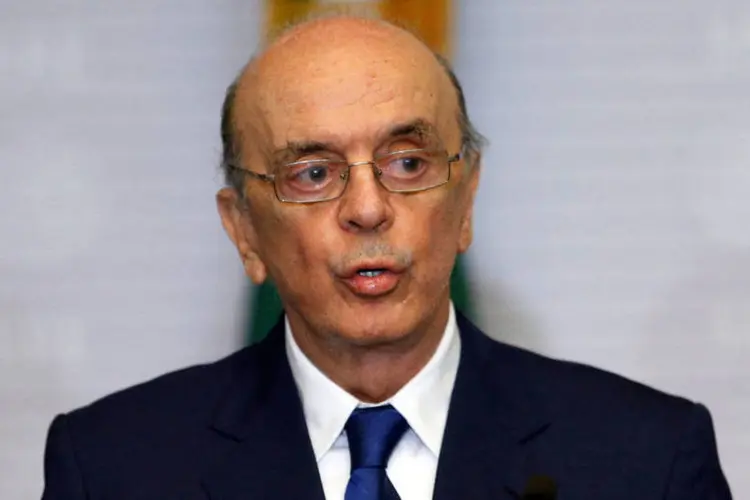 
	Serra: a pol&ecirc;mica surgiu ap&oacute;s declara&ccedil;&otilde;es de Nin Novoa insinuarem que o Brasil pressionava para que n&atilde;o se entregasse a presid&ecirc;ncia do Mercosul &agrave; Venezuela
 (Henry Romero / Reuters)