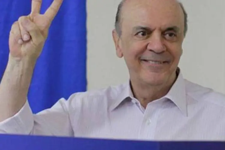 José Serra votou em prévia que o escolheu como candidato do PSDB à prefeitura de São Paulo  (Nelson Antoine / Fotoarena)
